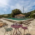 Amazing In بيت للعطل Mundanije