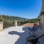 Amazing In بيت للعطل Mundanije