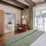 Ferienhaus Amazing In Mundanije